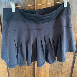 Lululemon black skort